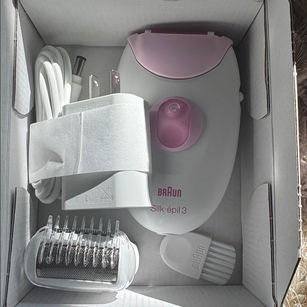 Braun Silk-épil 3 Epilator in White and Pink New never been used